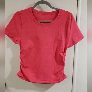 🌻NWOT OQQ Women's Pink Short Sleeve Ruched Tee